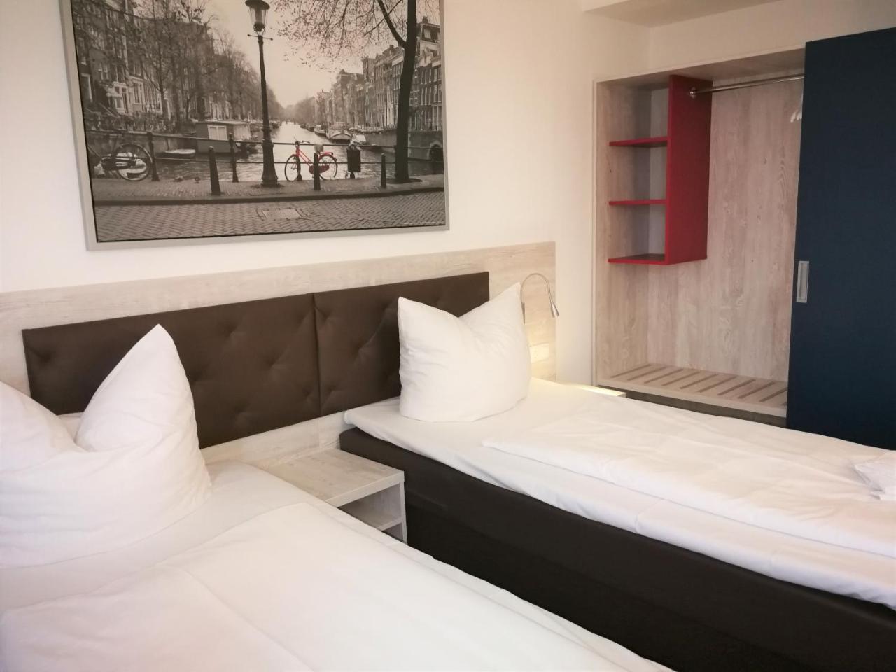 Hotel Near By Laatzen Zewnętrze zdjęcie