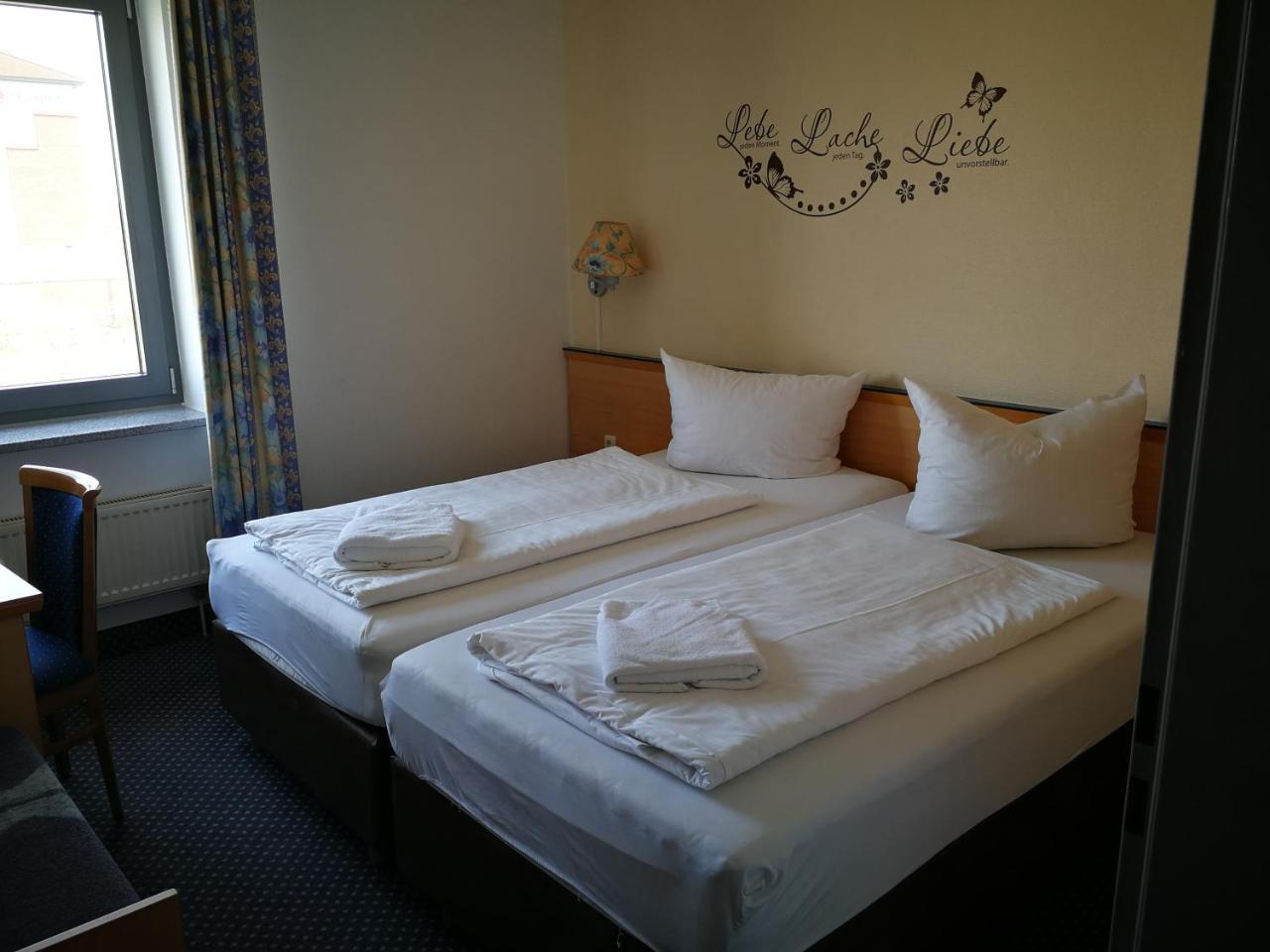 Hotel Near By Laatzen Zewnętrze zdjęcie