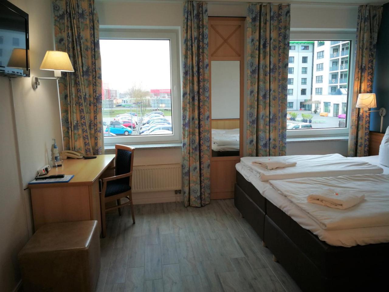 Hotel Near By Laatzen Zewnętrze zdjęcie